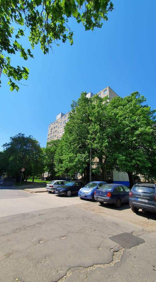 Bella Apartman Debrecen Bagian luar foto