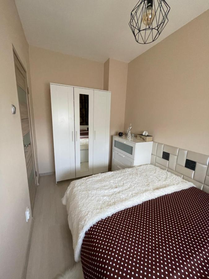 Bella Apartman Debrecen Apartment Bagian luar foto